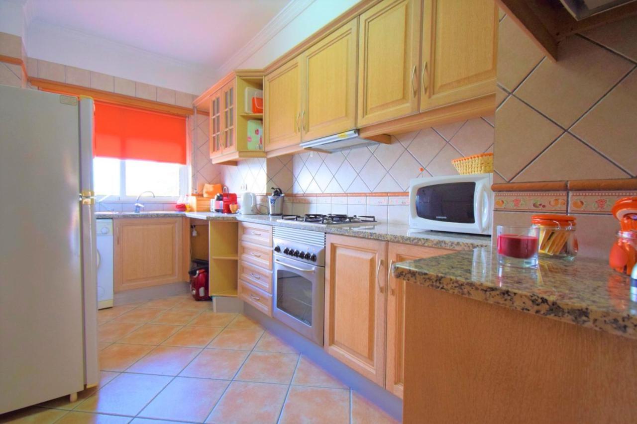 شقة Private Large Terrace Facing The Swimming Pool جويا المظهر الخارجي الصورة