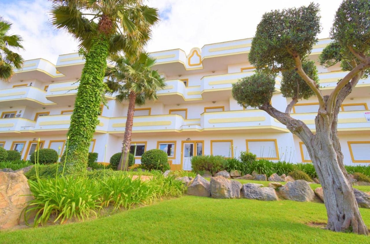 شقة Private Large Terrace Facing The Swimming Pool جويا المظهر الخارجي الصورة